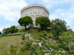 London  Windsor  Das Schloß Windsor Garten vor dem Rund-Tower (GB).